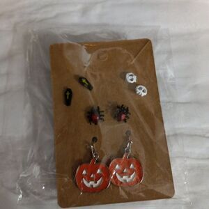 Halloween Earrings Set of 4 Coffins Skulls Spiders Glitter Jack-o-Lanterns